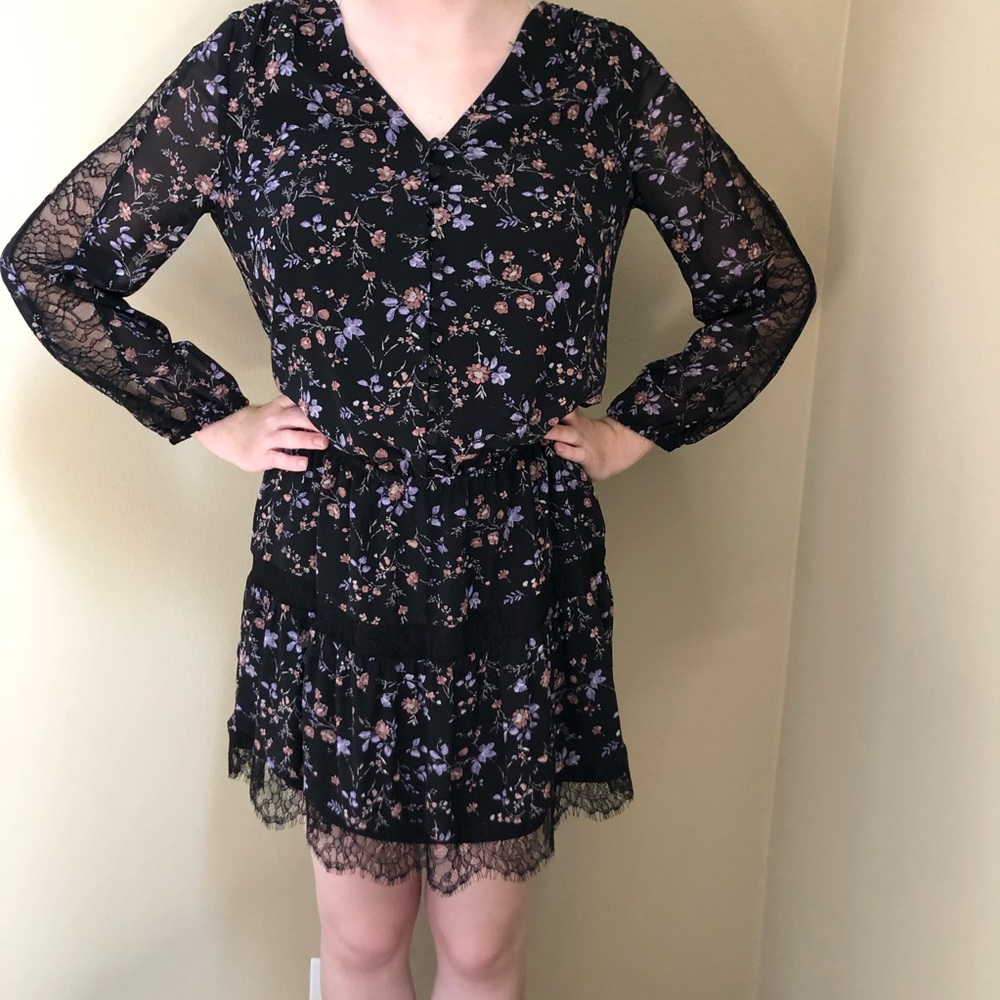 Joie NWT Floral and Black Lace Dress